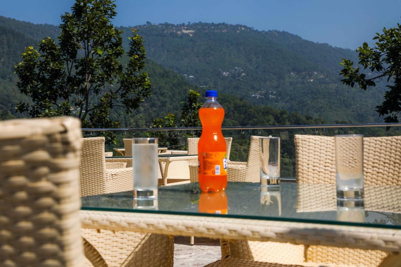 The First View Resort Лансдаун Екстериор снимка